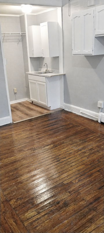 132 Spring St - Photo 4 of 14