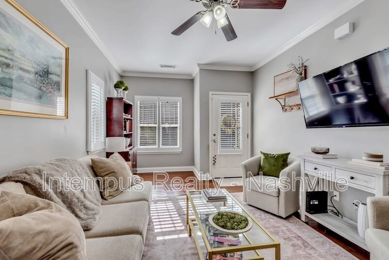 1128 Woodbury Falls Ct - Photo 3 of 24