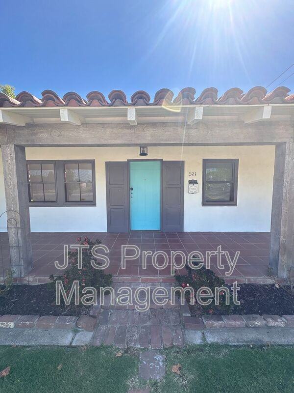 501 J St - Photo 3 of 29