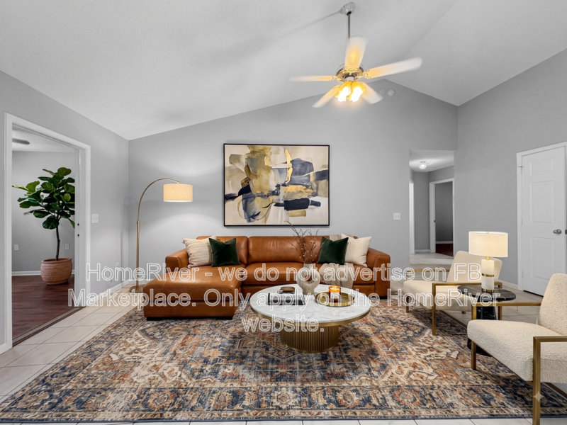 485 Shamrock Ave S - Photo 2 of 22