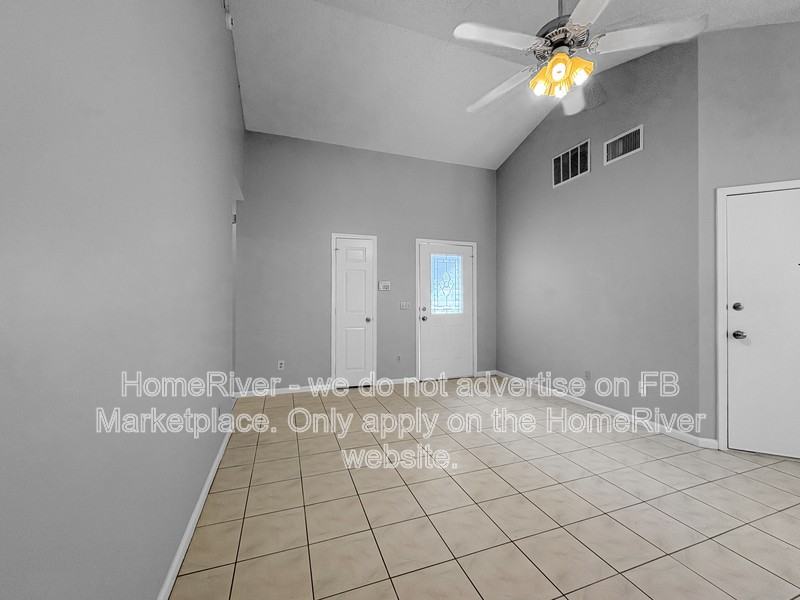 485 Shamrock Ave S - Photo 7 of 22