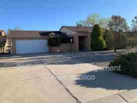 4556 Platinum Dr Ne - Photo 1 of 1