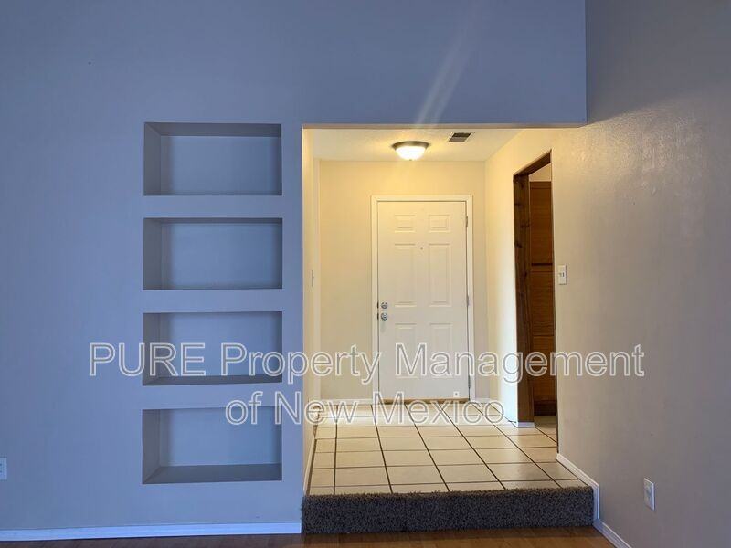 4556 Platinum Dr Ne - Photo 5 of 23