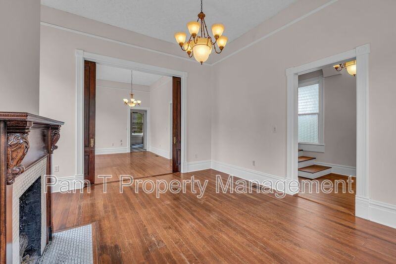 201 W 37th St #MAIN - Photo 7 of 49