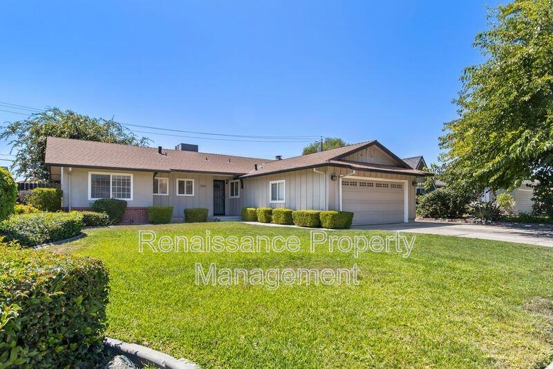 5619 N El Dorado St - Photo 6 of 34