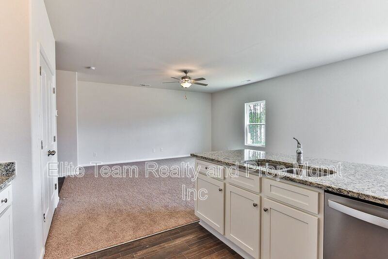 6136 Ahoskie Dr - Photo 4 of 28