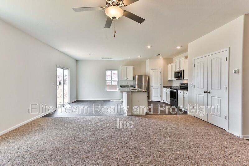 6136 Ahoskie Dr - Photo 7 of 28