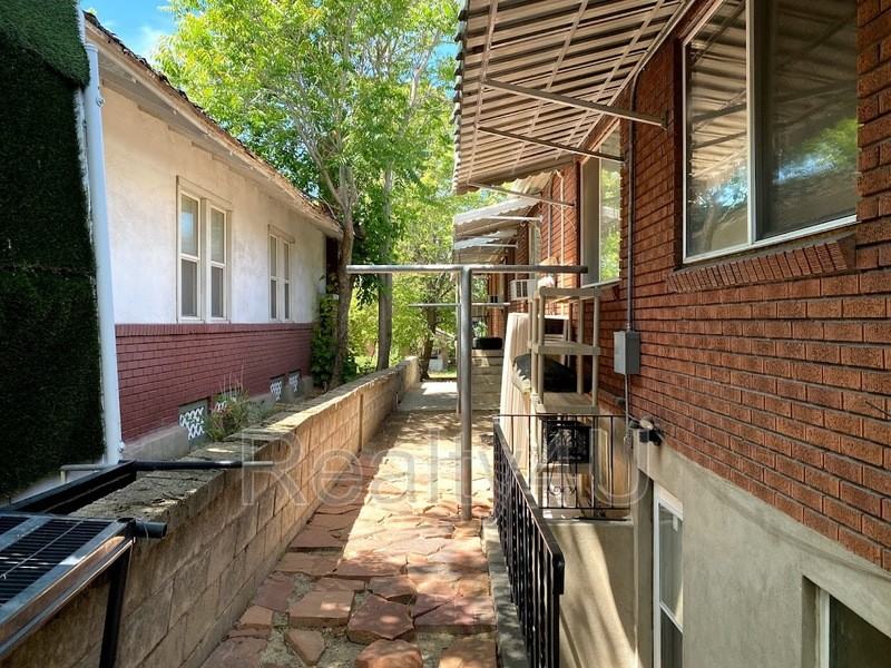 1246 E Crystal Ave - Photo 4 of 17