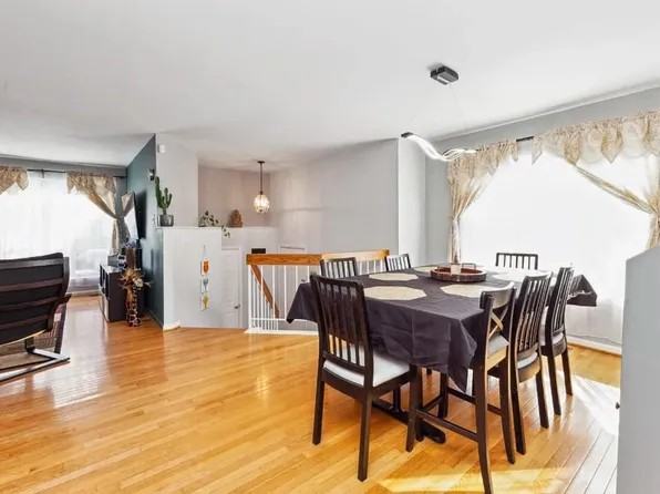 8308 Southern Oaks Court - Photo 2 of 16
