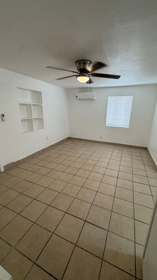 1340 W Hatcher Rd #A1 - Photo 5 of 10