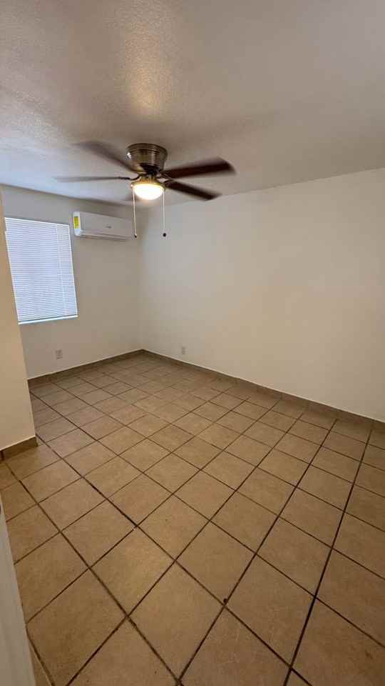 1340 W Hatcher Rd #A1 - Photo 7 of 10