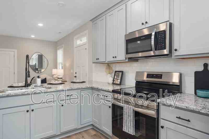 1785 Perimeter Loop - Photo 2 of 50