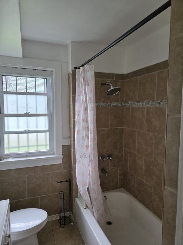141 Leroy Ave - Photo 7 of 7