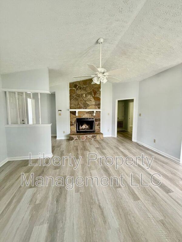 1222 Skyline Dr - Photo 2 of 18
