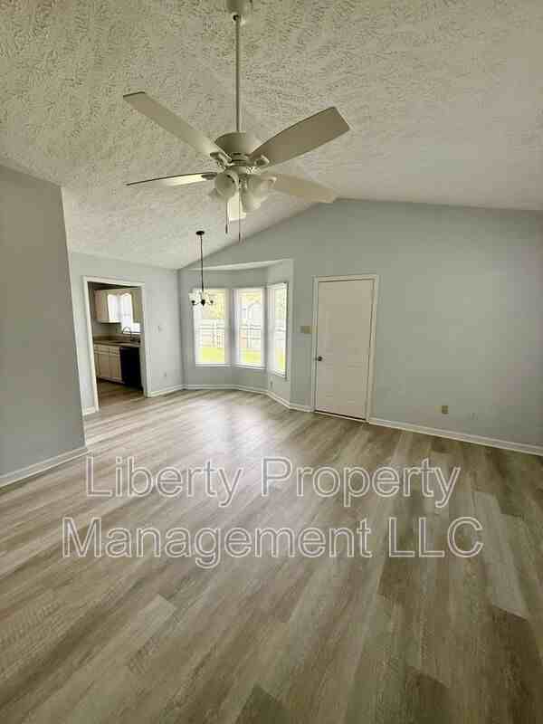 1222 Skyline Dr - Photo 3 of 18