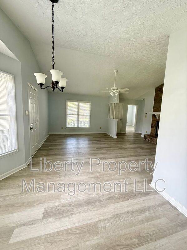 1222 Skyline Dr - Photo 6 of 18
