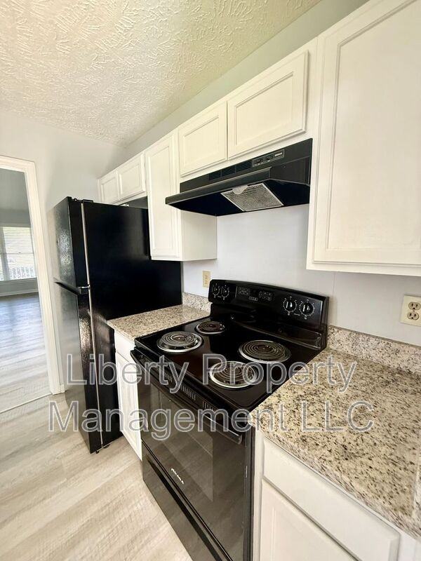 1222 Skyline Dr - Photo 7 of 18