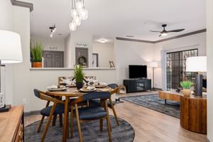 featured image of 1700 Lakeshore Rdg
