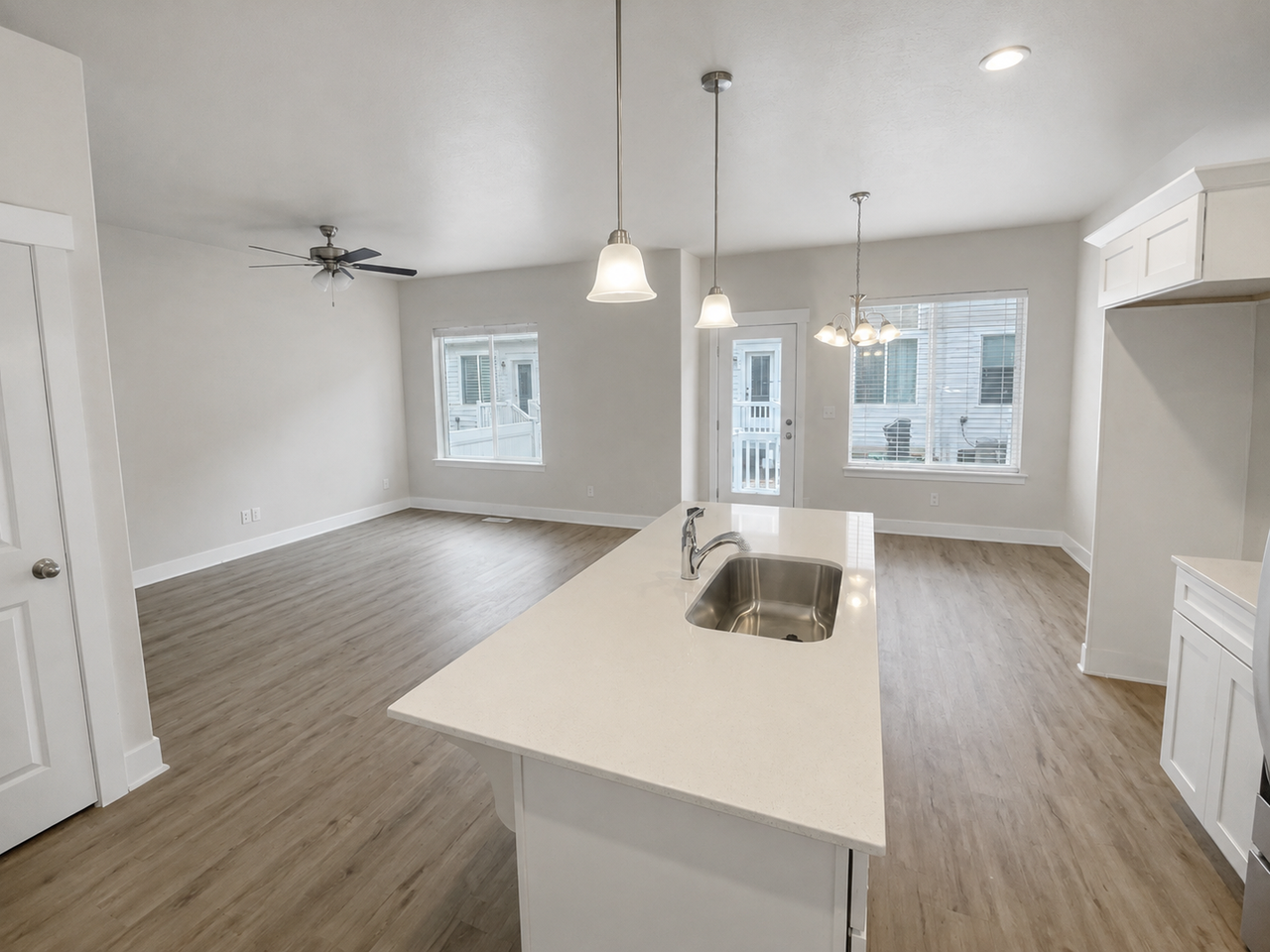 4163 W 2060 N - Photo 5 of 5