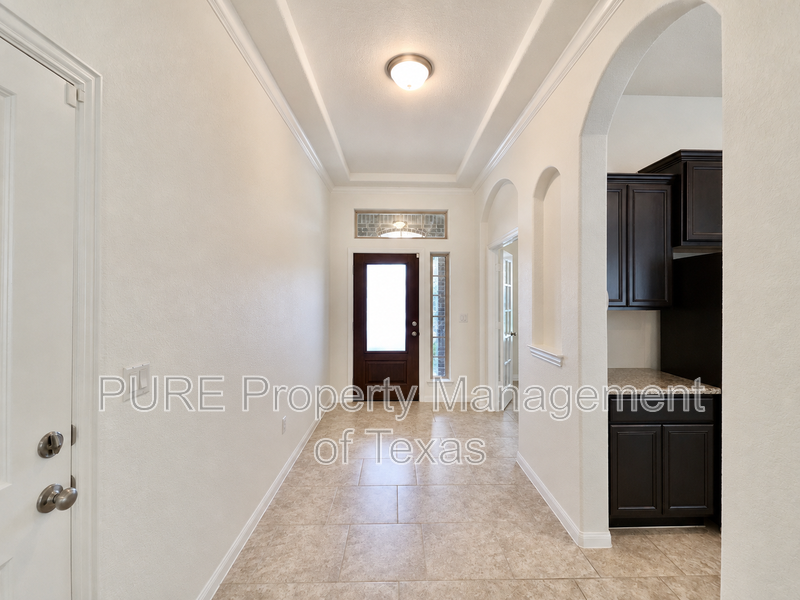 615 Linares Ln - Photo 2 of 30