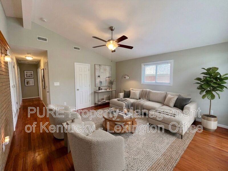 2009 Saint Christopher Dr - Photo 3 of 19