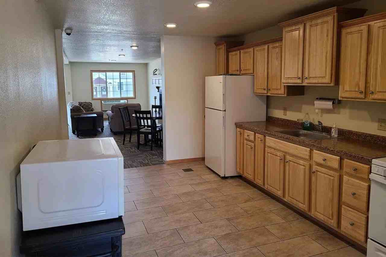 Lost Ridge Apartments - Photo 4 of 39