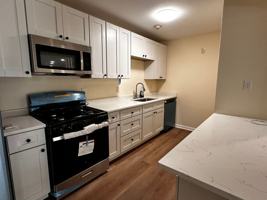 featured image of 435 Oaklawn Ave #324