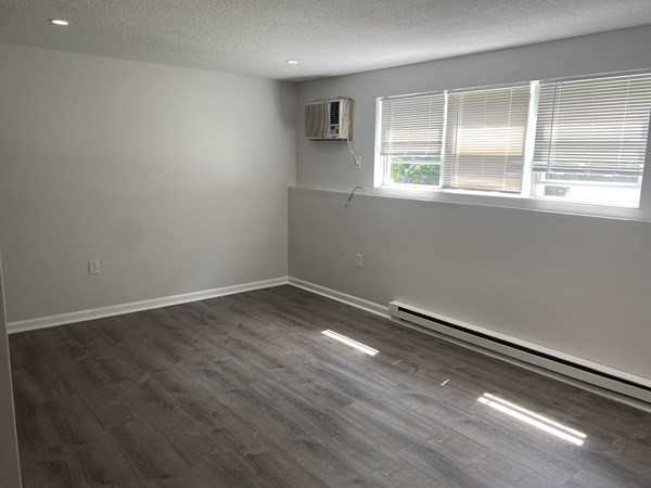 75 Vine St #6 - Photo 6 of 8