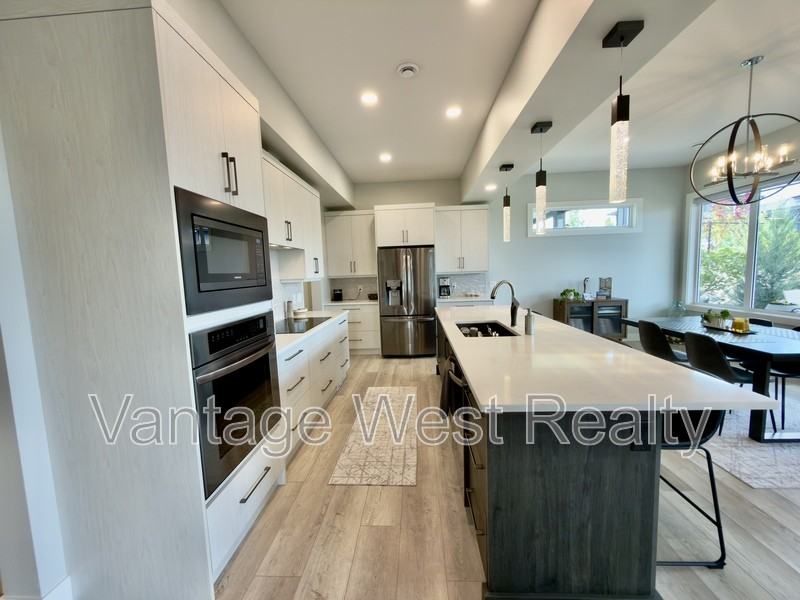 540 Barra Lane - Photo 2 of 38