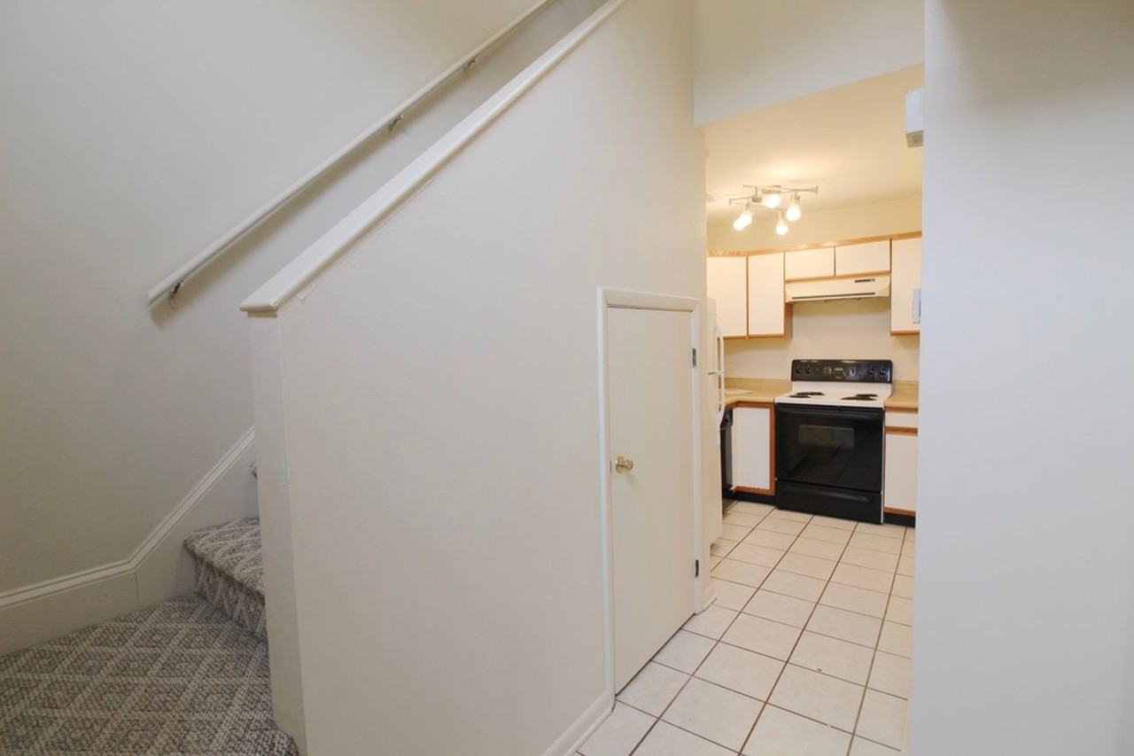 1408 Bradley Dr - Photo 2 of 23