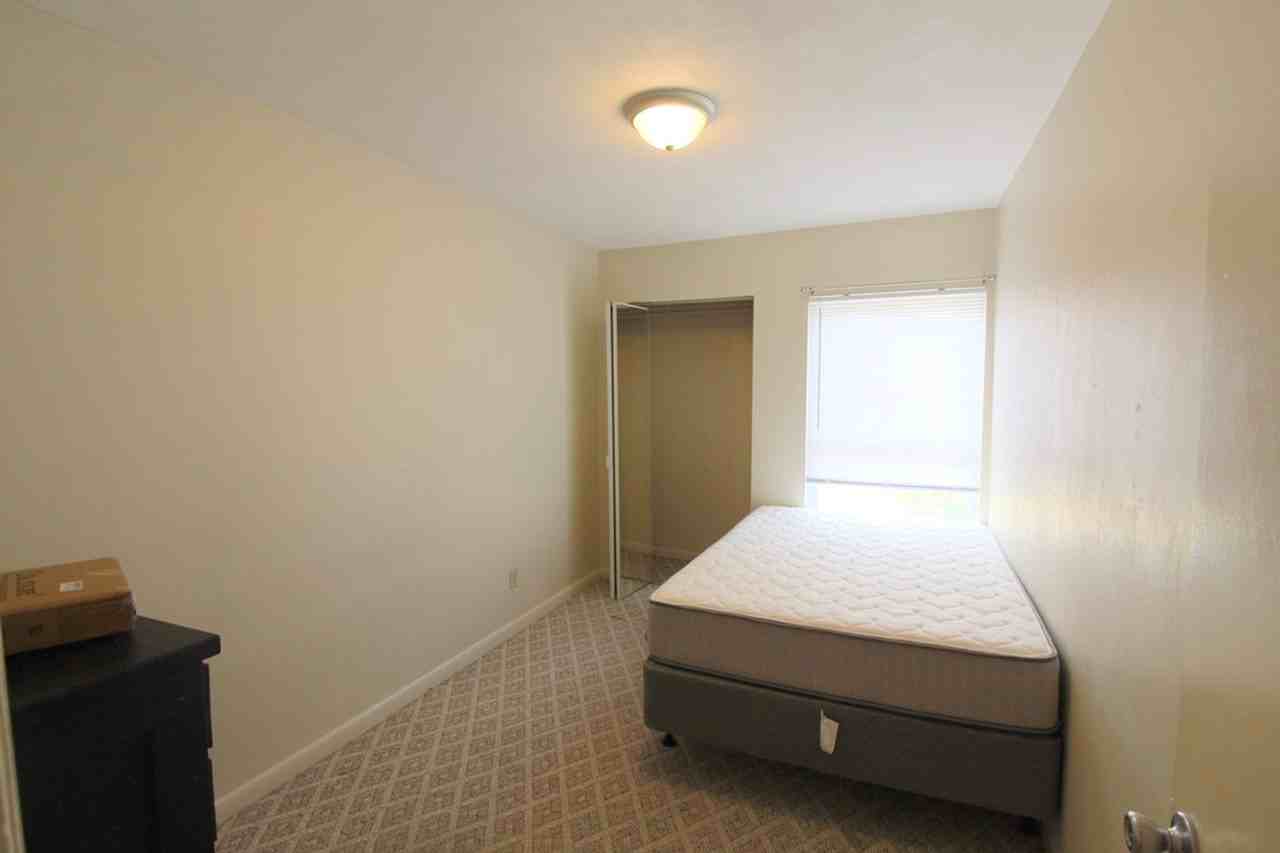 1408 Bradley Dr - Photo 6 of 23