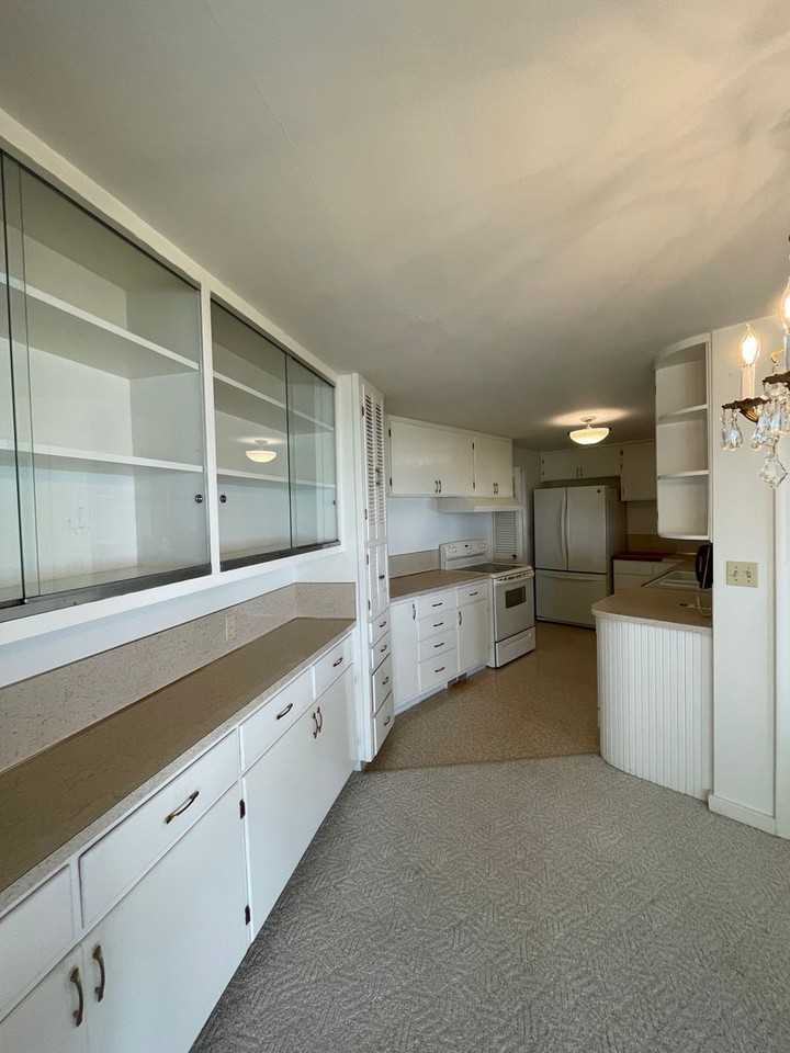 302 W Northshore Dr - Photo 5 of 35