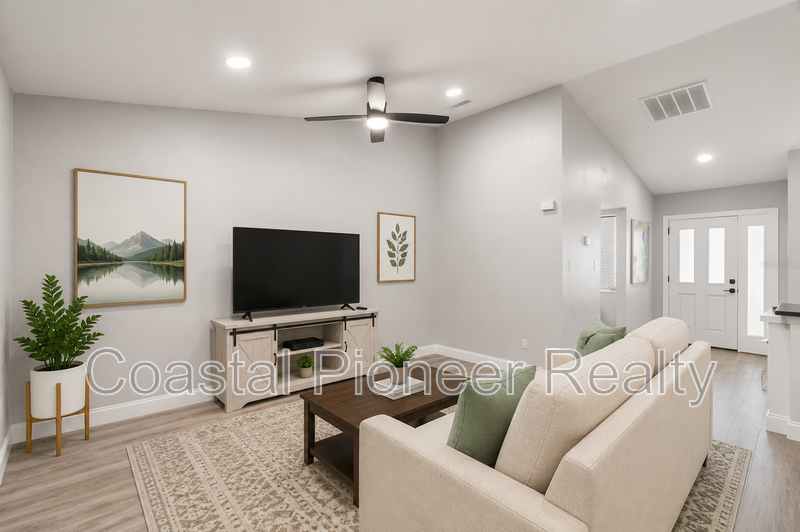 124 Anclote Rd - Photo 7 of 18