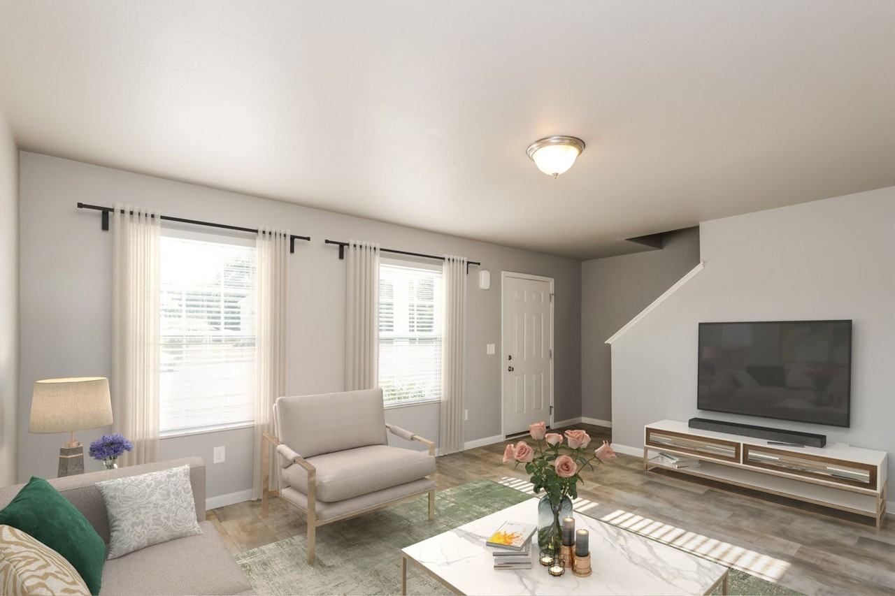 5643 Claremount St - Photo 3 of 31