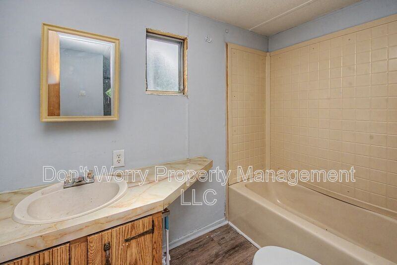 1086 Frye Rd - Photo 7 of 13