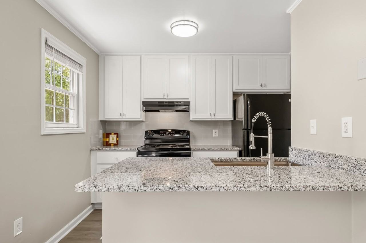 8 Hayti Ln - Photo 6 of 19
