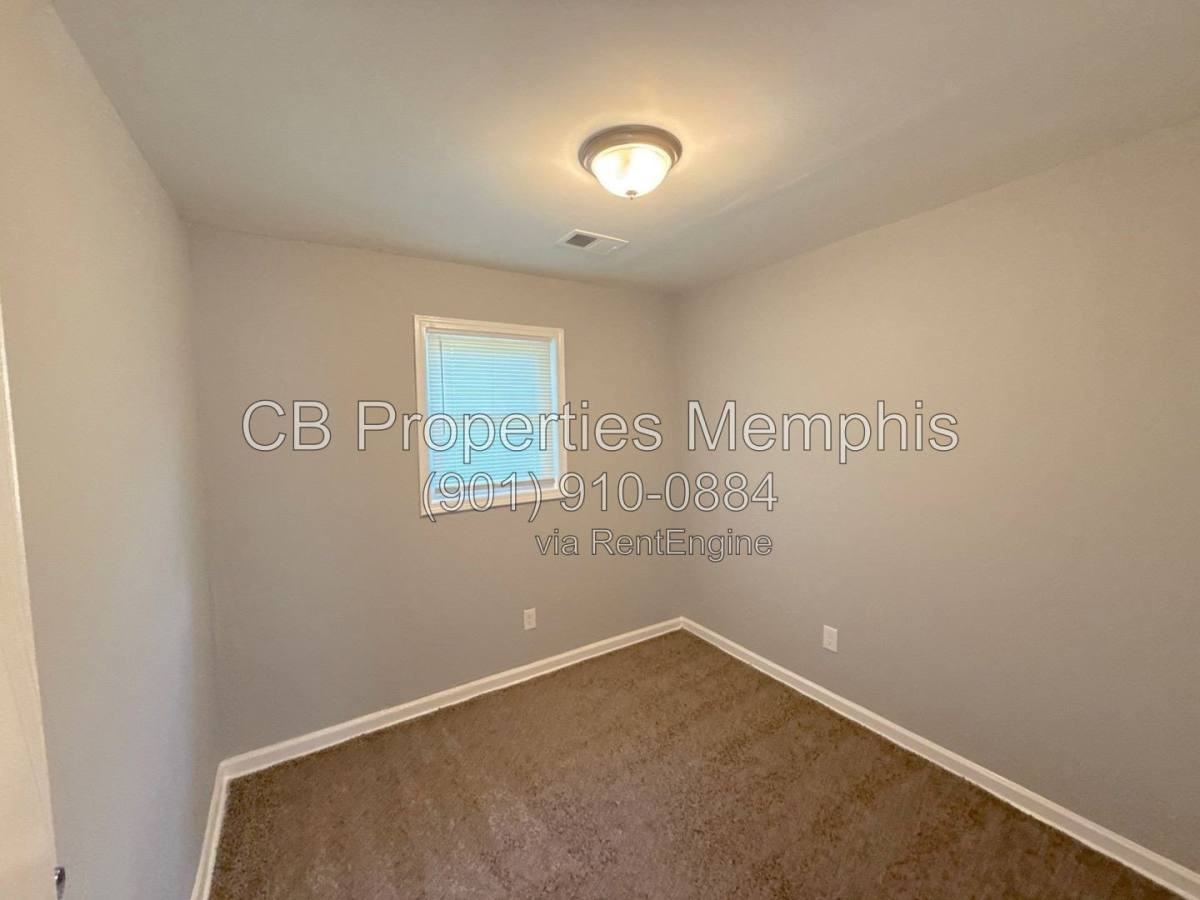 4360 Bluebell St - Photo 4 of 9