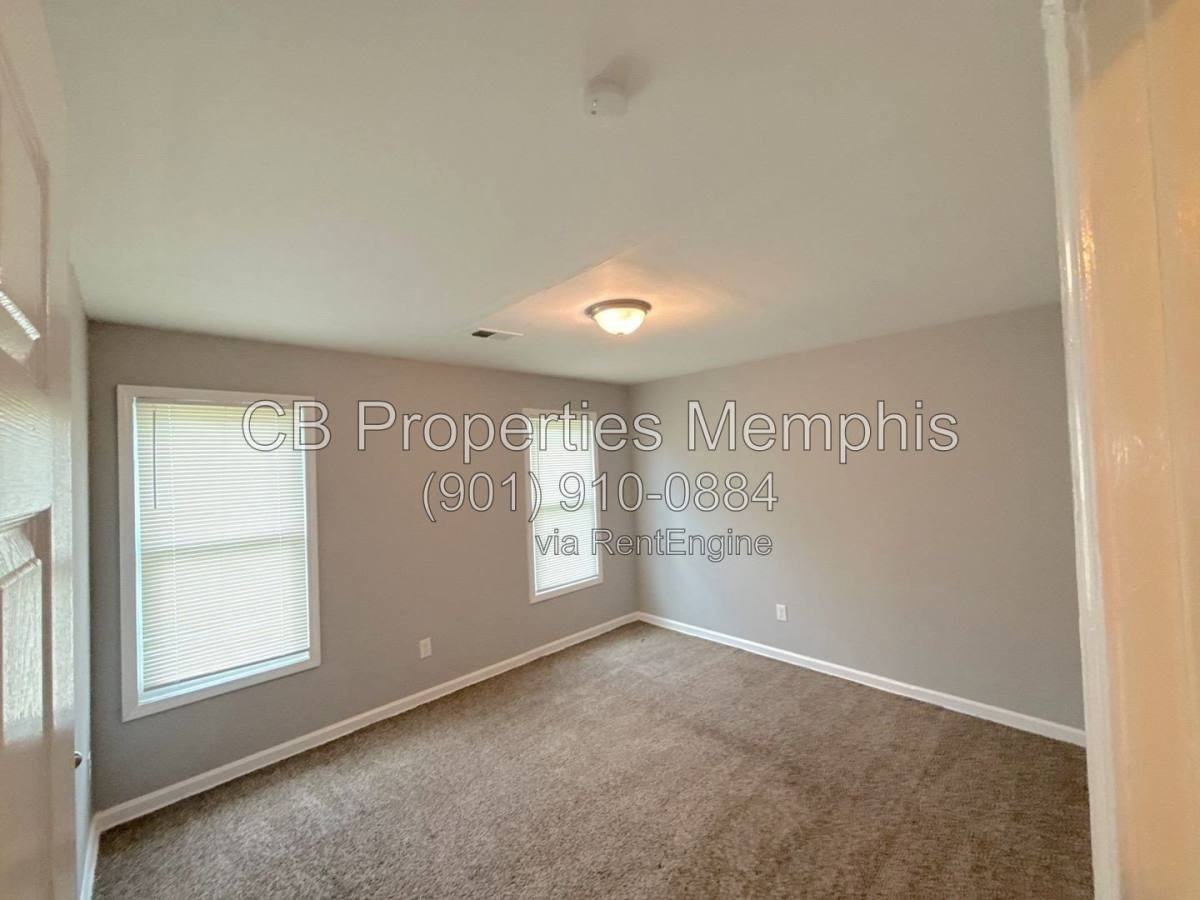 4360 Bluebell St - Photo 5 of 9