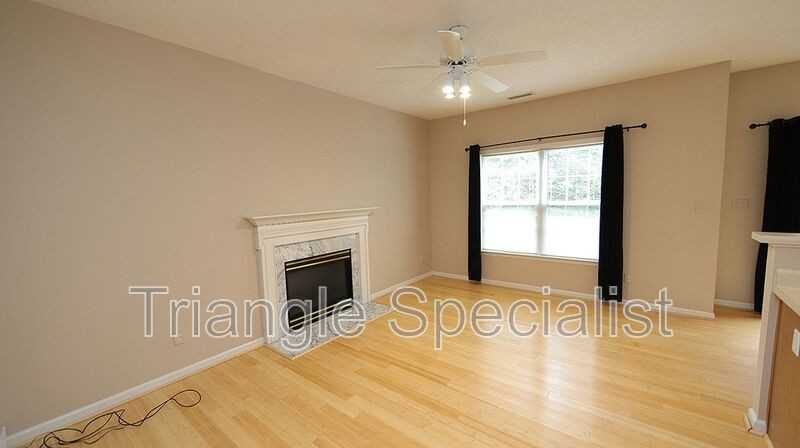 5305 Pitch Pine Ct - Photo 6 of 14