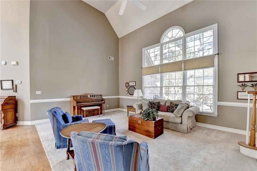355 Laurel Oak Dr - Photo 7 of 40