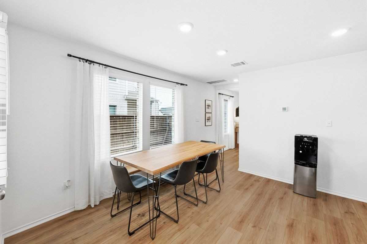 200 George Neggan Ln - Photo 2 of 39