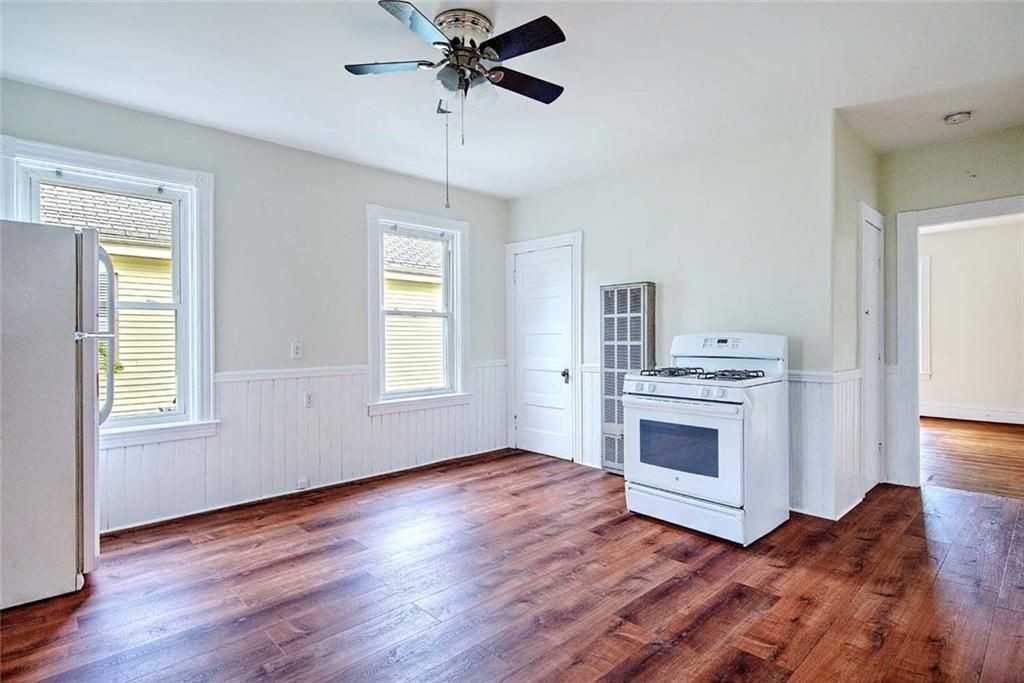 139 Hunts Ave ##1st - Photo 7 of 12