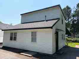 featured image of 905 Balltown Rd