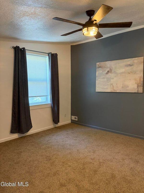905 Balltown Rd - Photo 3 of 5