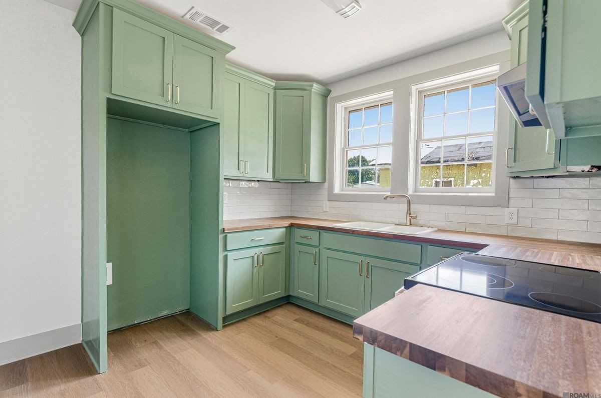 988 Terrace Ave - Photo 5 of 14