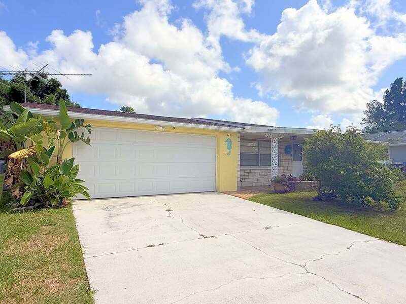 5239 Eagle Dr - Photo 3 of 43
