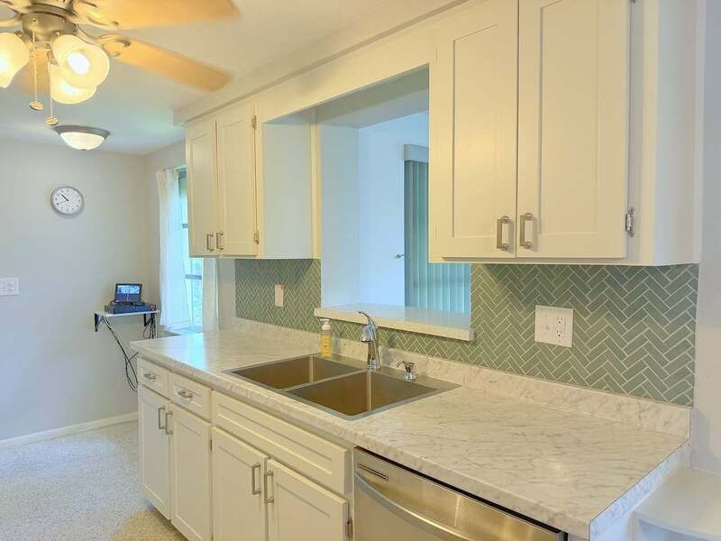 5239 Eagle Dr - Photo 4 of 43