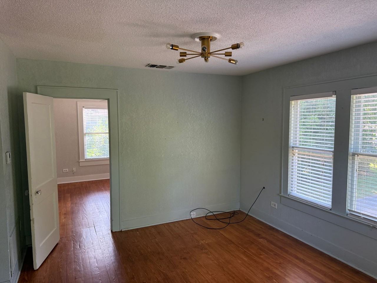 Dobbs House - Photo 6 of 18