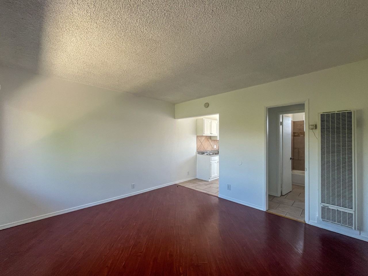 4240 El Segundo Blvd - Photo 7 of 9