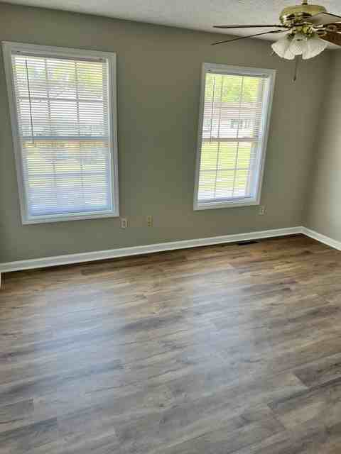124 Jason Cir - Photo 3 of 8